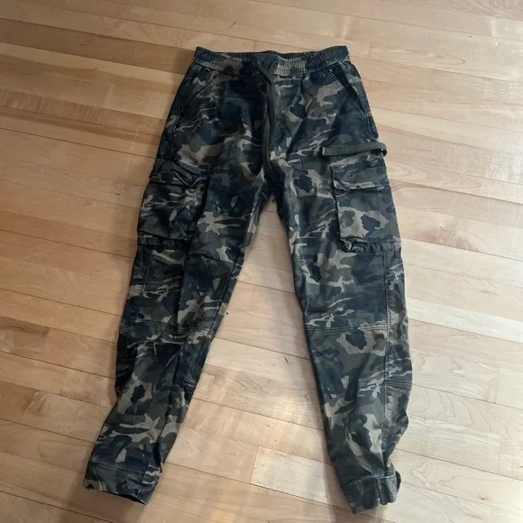 Camouflage Cargo Pants - Picture 1 of 2